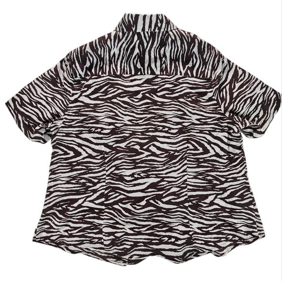 Jones New York Zebra print button down size 1X - Picture 2 of 5